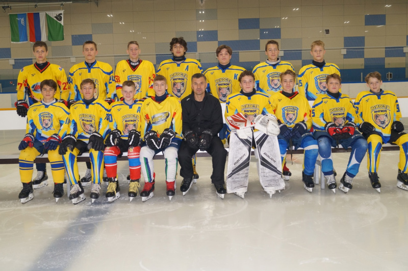 За спортивный сезон 2021-2022 спортсмены МАУ СШ "Юность" отделения хоккей приняли участие :