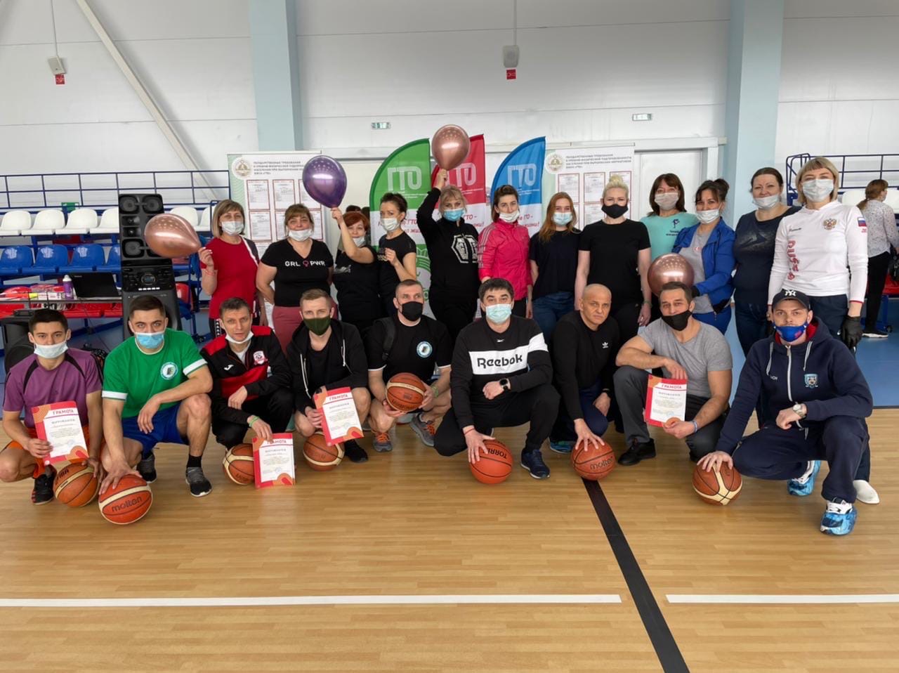 21 марта сотрудники МАУ «СШ «Юность» приняли участие в физкультурном мероприятии «День ГТО»